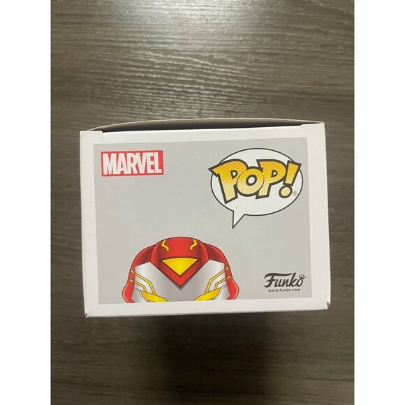 Funko Pop! Vinyl: Marvel - Iron Hammer (Glows in the Dark) - Walgreens exclusive - Picture 5 of 6